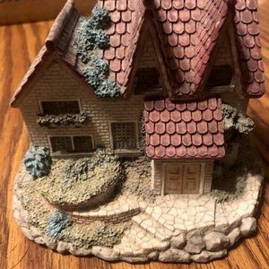 Olde England's Classic Cottages THE KENT Figurine